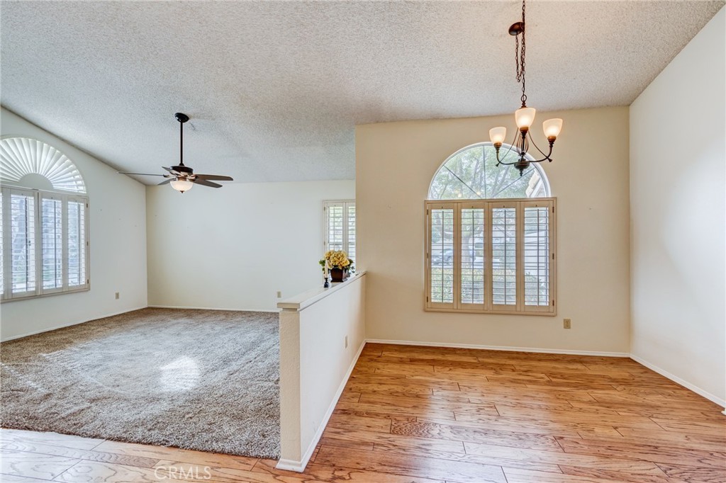 5205 W Pinehurst Drive Property Photo 12
