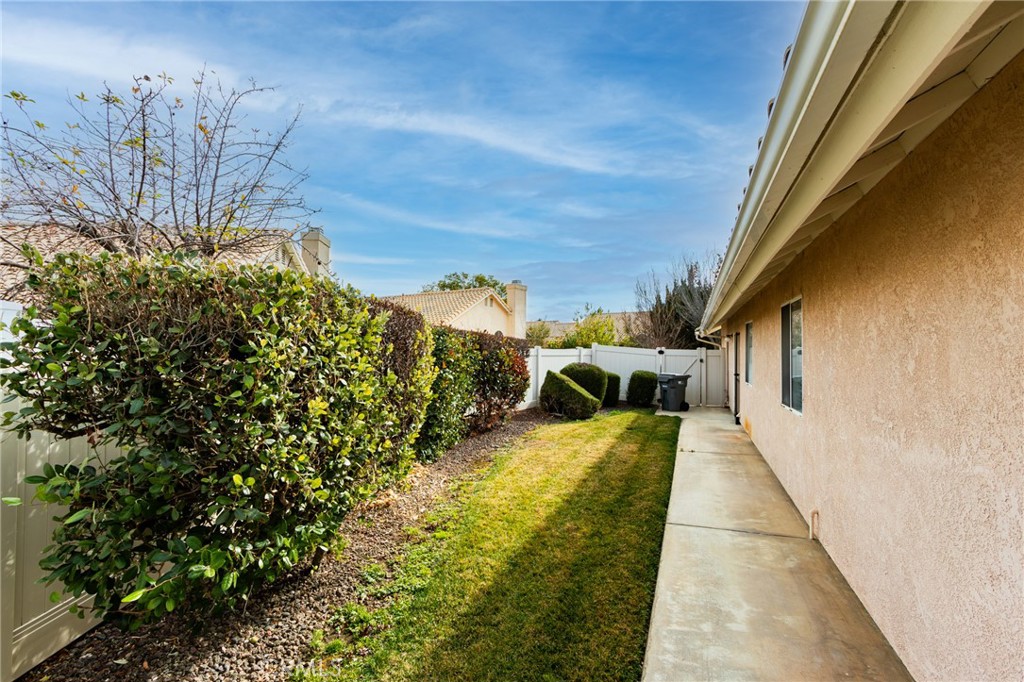 5205 W Pinehurst Drive Property Photo 48