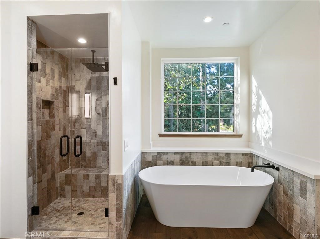 27615 Meadow Bay Drive Property Photo 31