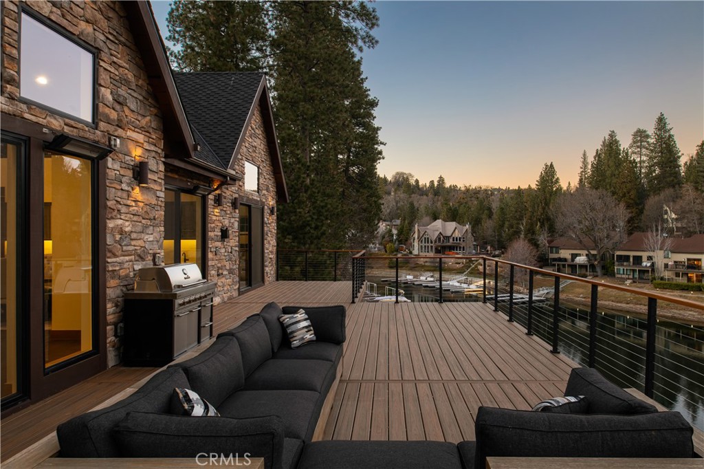 27615 Meadow Bay Drive Property Photo 46