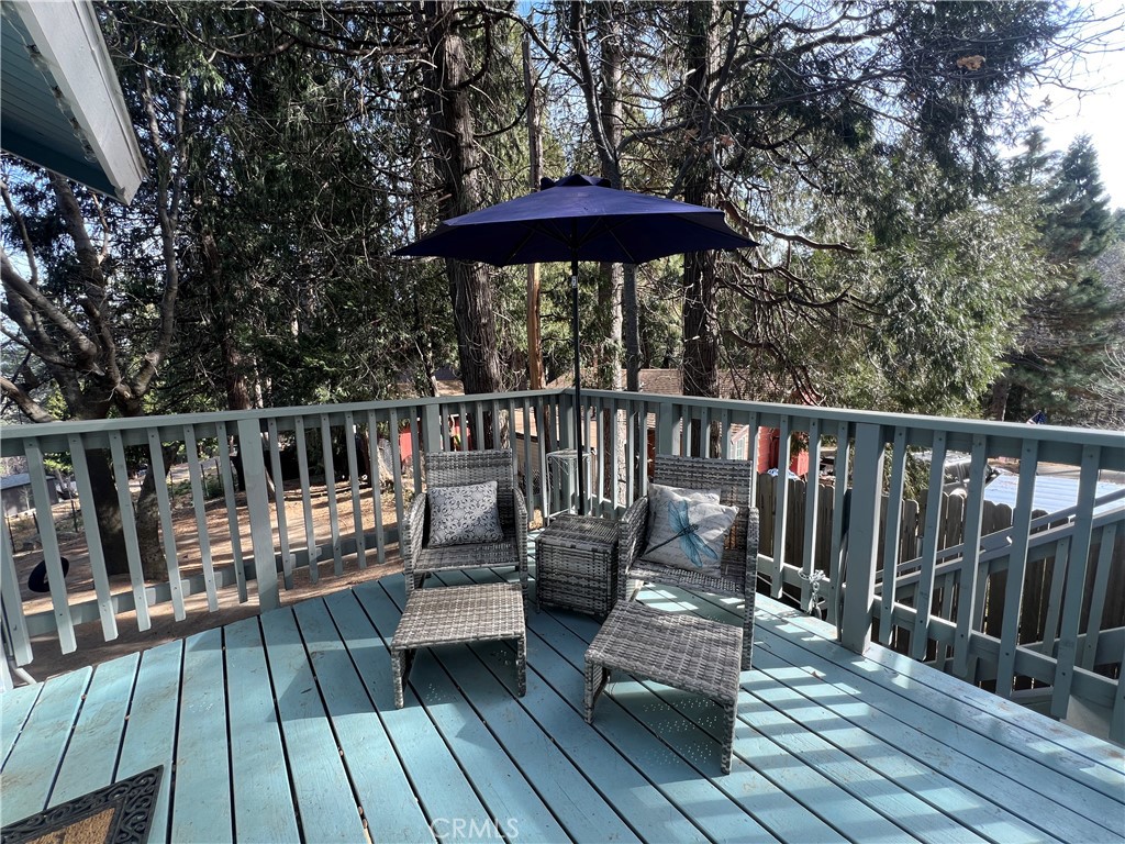 22365 Pine Drive Property Photo