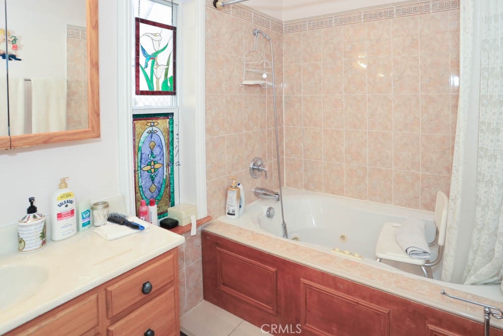 1018 Feather Mountain Drive Property Photo 13