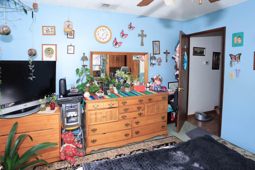 1018 Feather Mountain Drive Property Photo 24