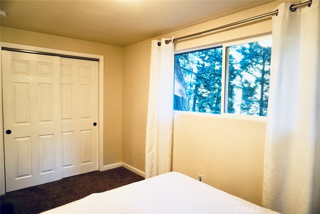645 Wellsley Drive Property Photo 6