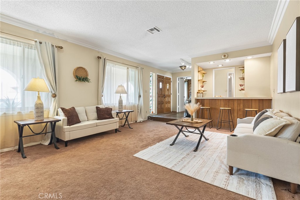 3948 Croydon Street Property Photo 7