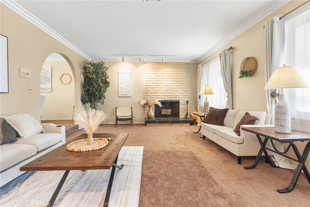3948 Croydon Street Property Photo 8