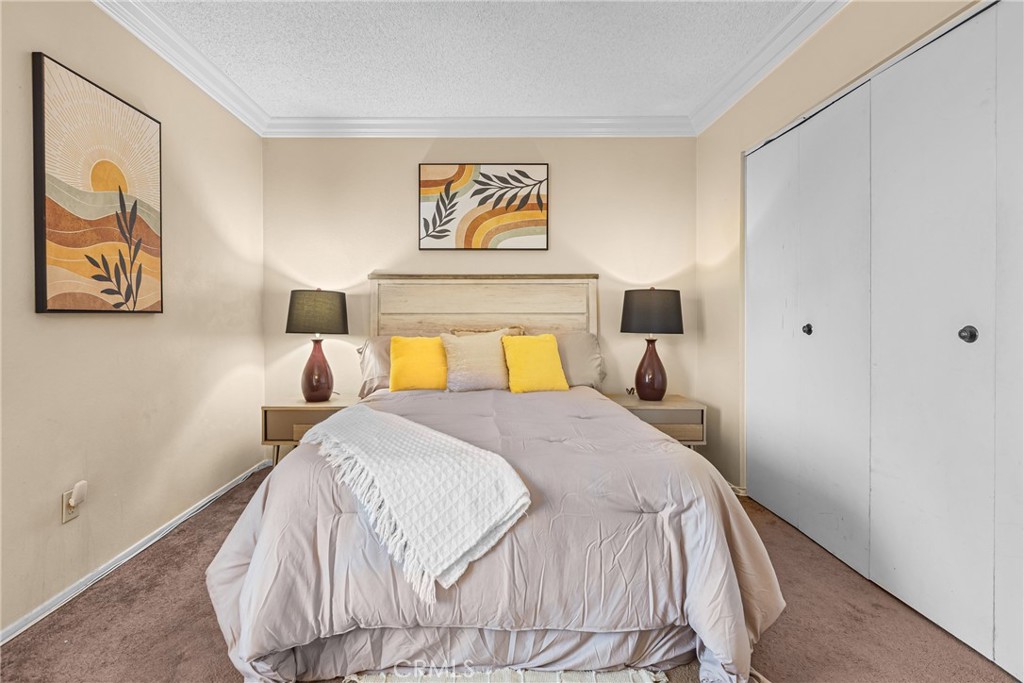 3948 Croydon Street Property Photo 17