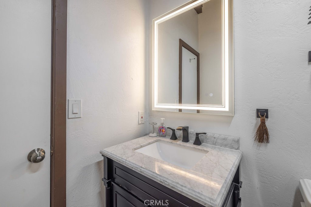 40067 Highland Road Property Photo 20
