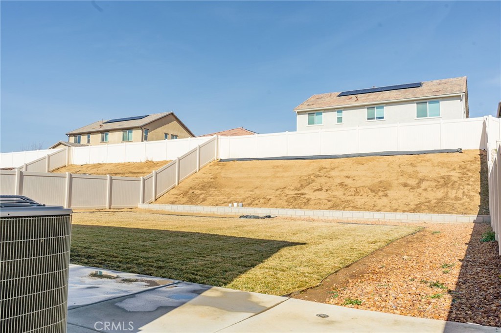 5817 Julian Way Property Photo 13