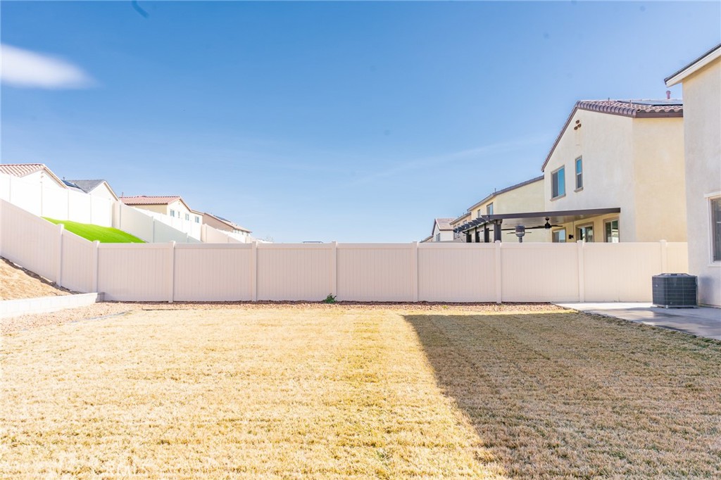 5817 Julian Way Property Photo 15