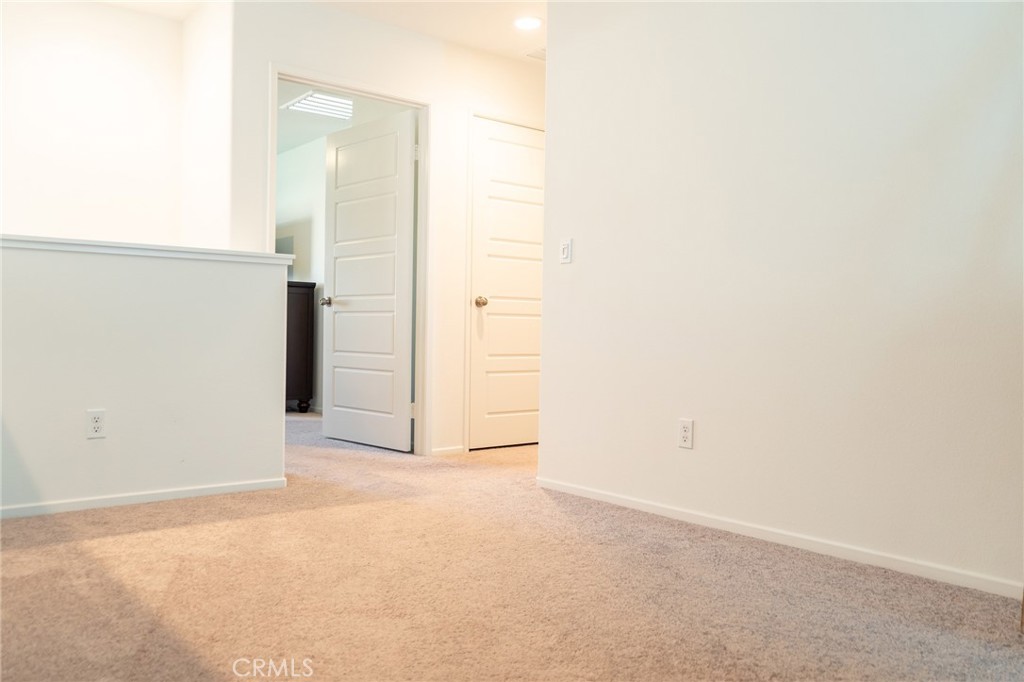 5817 Julian Way Property Photo 53