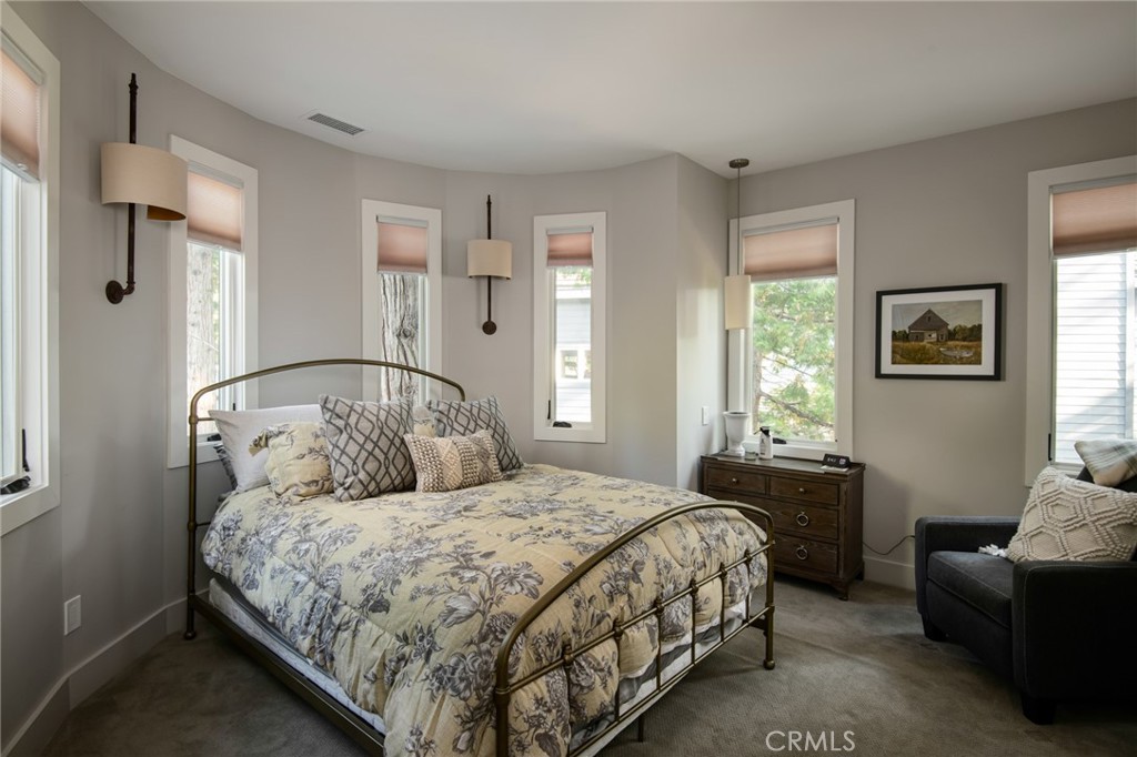 420 Golf Course Road Property Photo 29