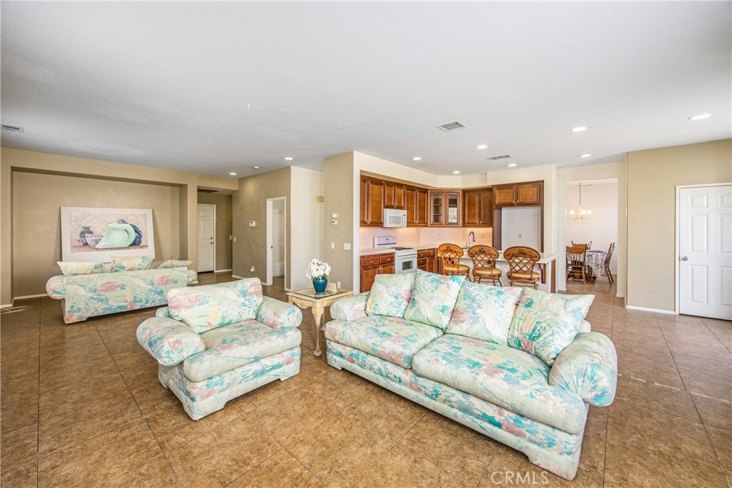 59 Helen Avenue Property Photo 23
