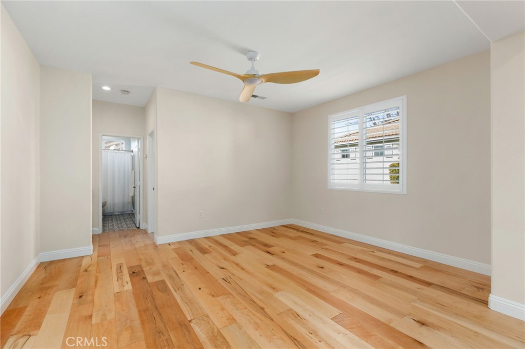 1642 Beaver B Property Photo 11