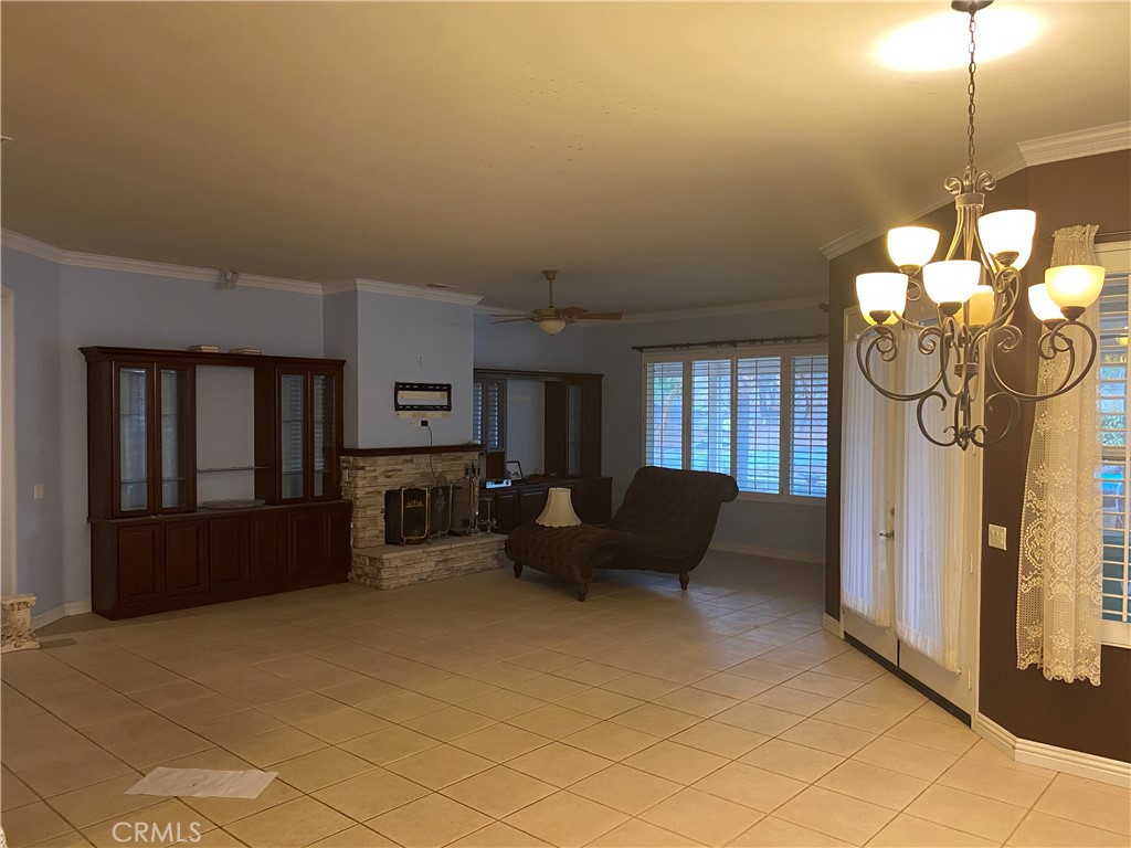 5379 Breckenridge Avenue Property Photo 2