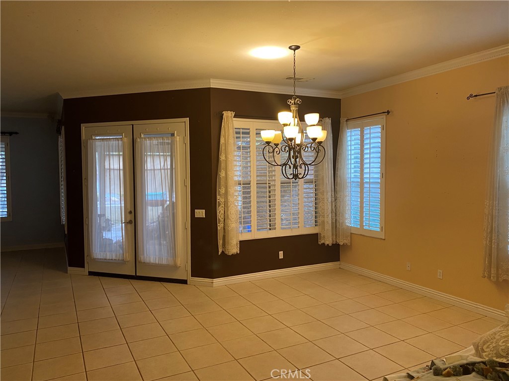 5379 Breckenridge Avenue Property Photo 3