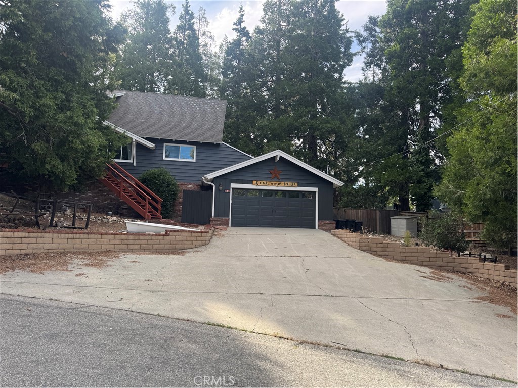 514 Grizzly Road Property Photo 3