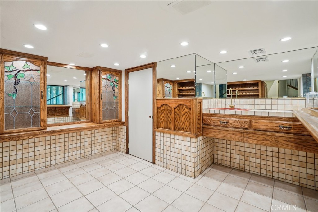 995 Tirol Lane Property Photo 26