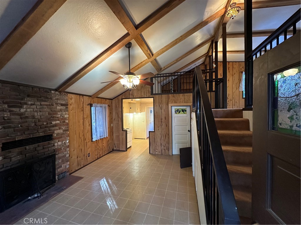 9412 Spring Drive Property Photo 7