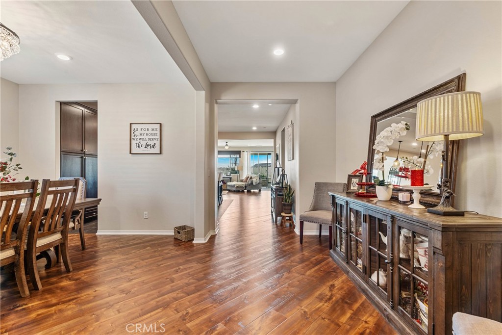 17915 Crabapple Court Property Photo 4