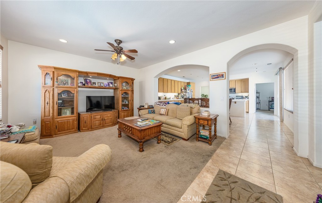 1567 Quiet Property Photo 6