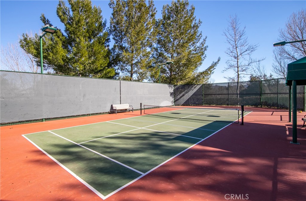 1567 Quiet Property Photo 32