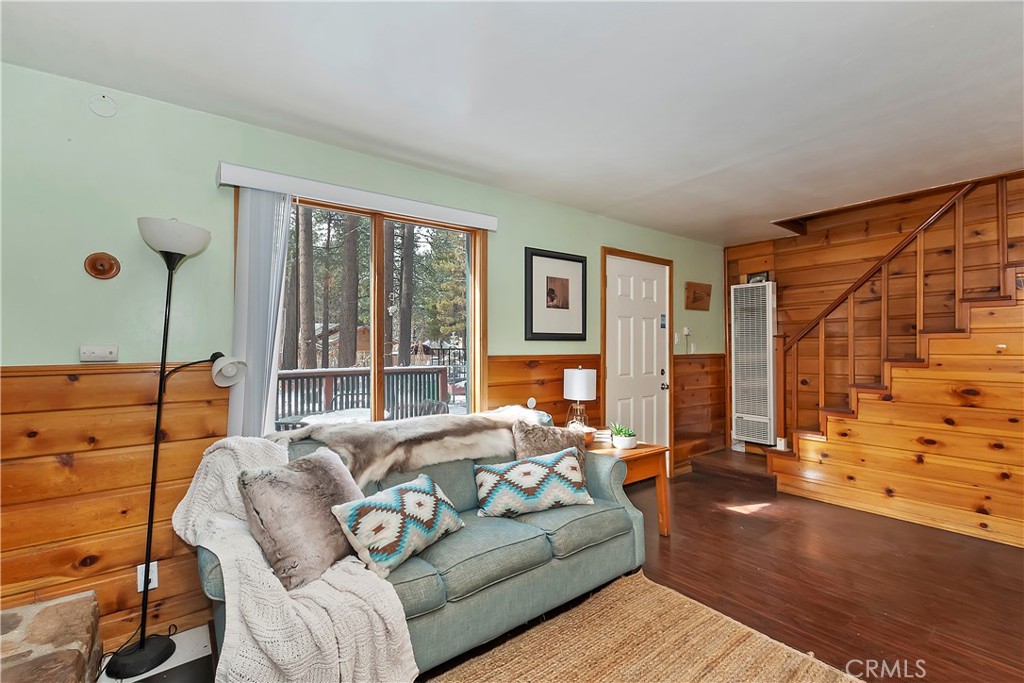 423 Mountainaire Lane Property Photo 11