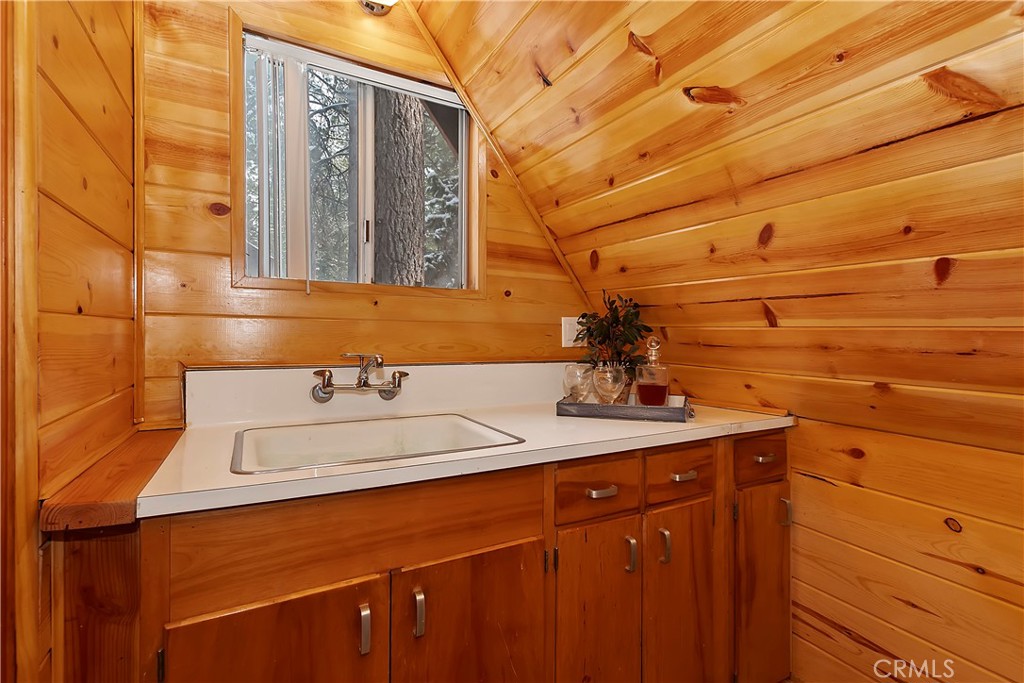 423 Mountainaire Lane Property Photo 29