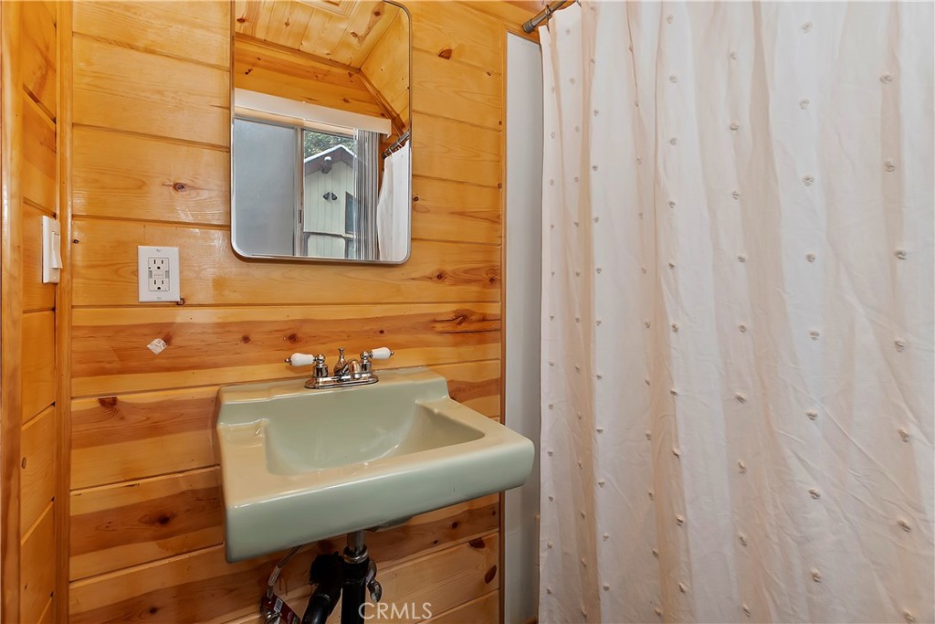 423 Mountainaire Lane Property Photo 30