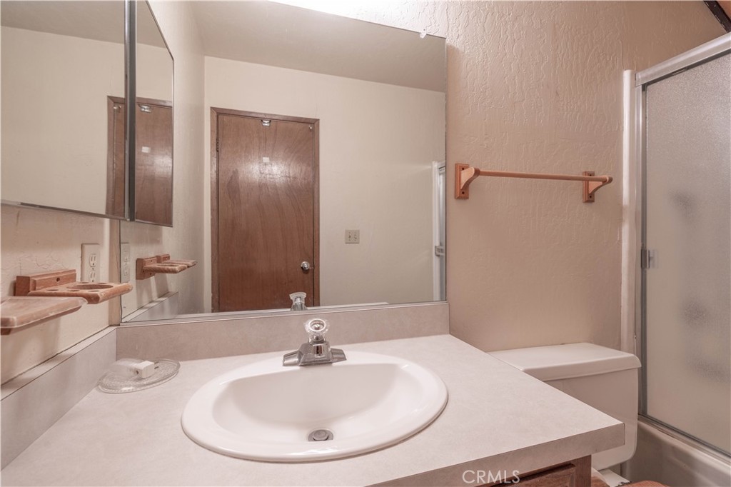41935 Switzerland Drive 80 Property Photo 11