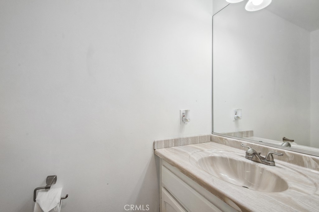 955 Teakwood Drive Property Photo 32