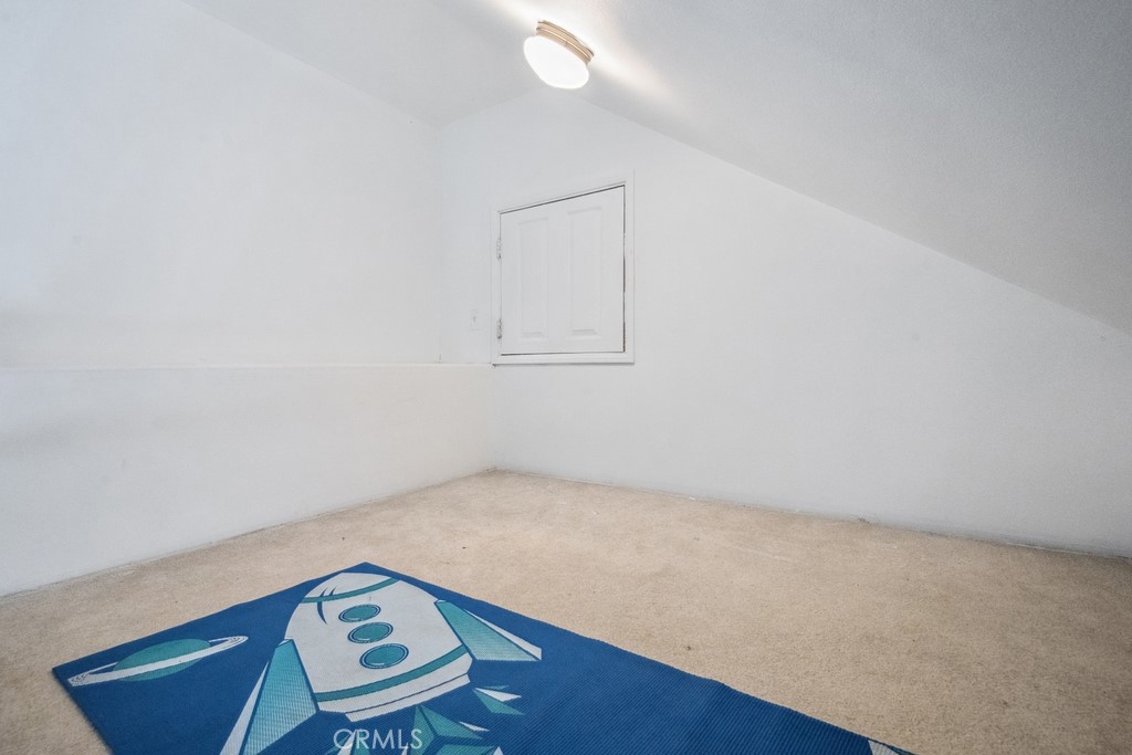 955 Teakwood Drive Property Photo 33