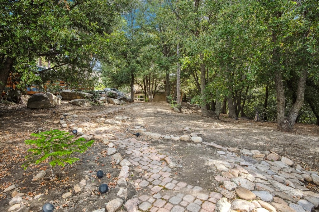 955 Teakwood Drive Property Photo 38