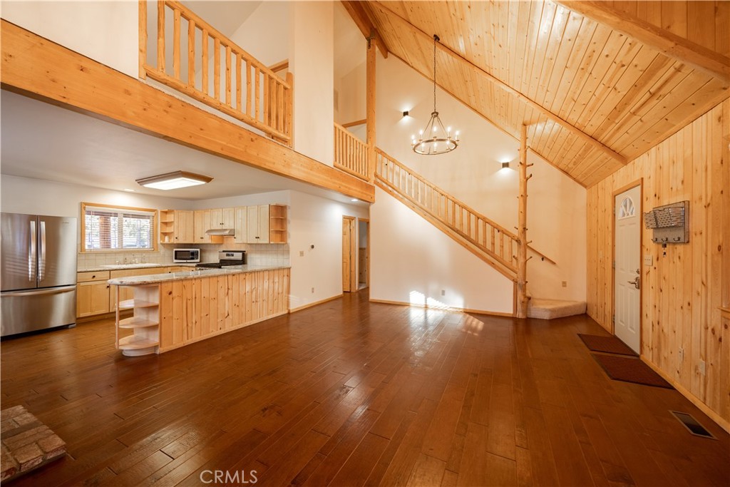 427 Ashwood Drive Property Photo 11