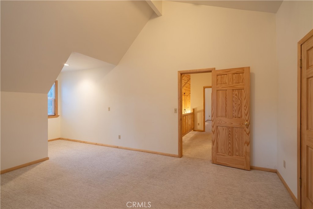 427 Ashwood Drive Property Photo 22