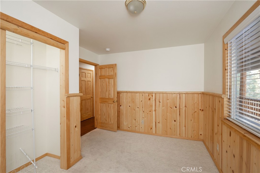 427 Ashwood Drive Property Photo 26