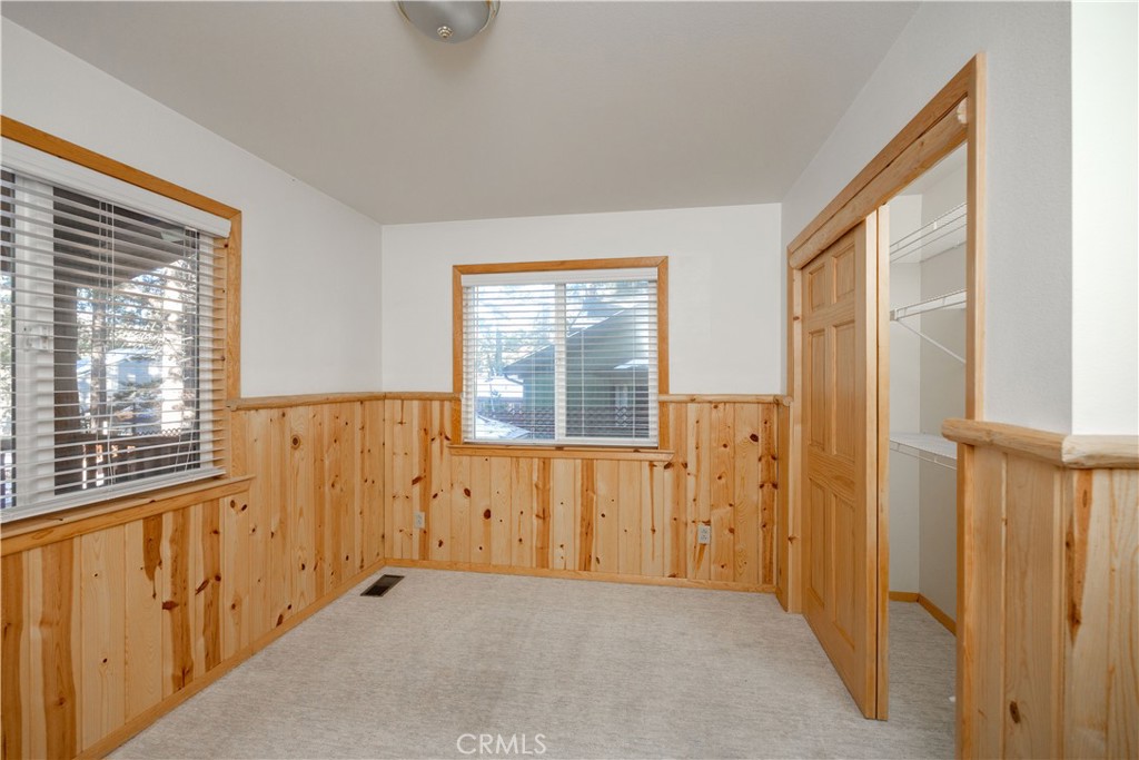 427 Ashwood Drive Property Photo 32