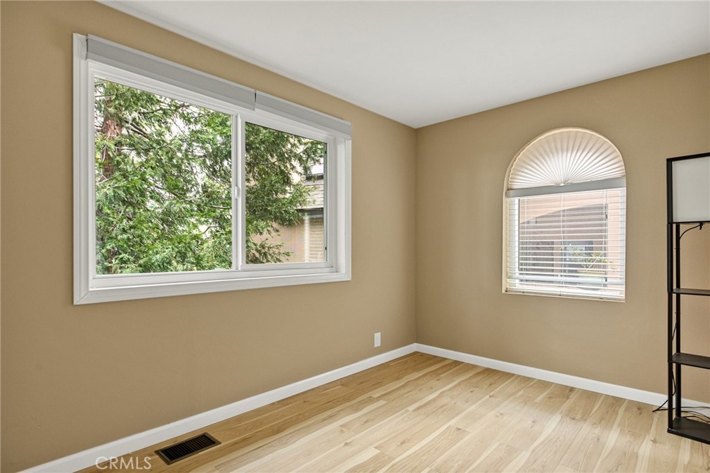 24052 Skyland Drive Property Photo 10