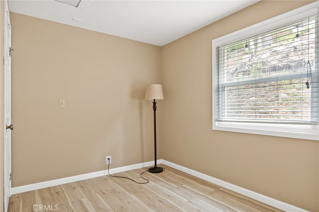 24052 Skyland Drive Property Photo 13