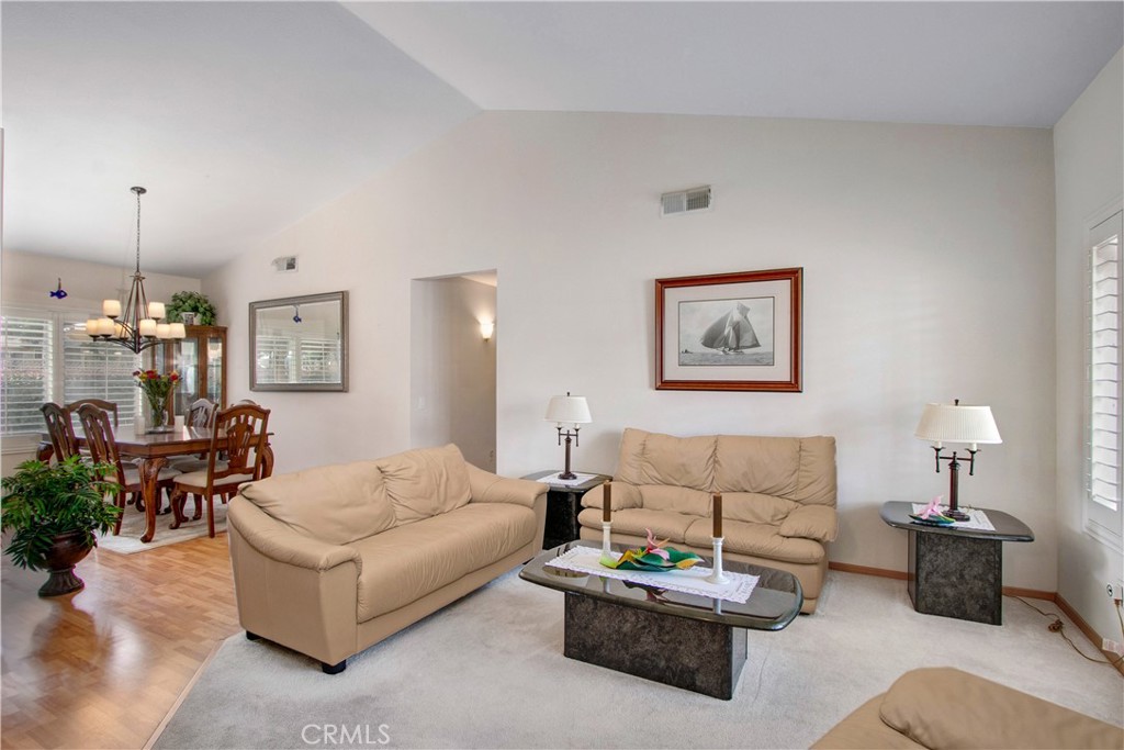 5238 Spring View Property Photo 9