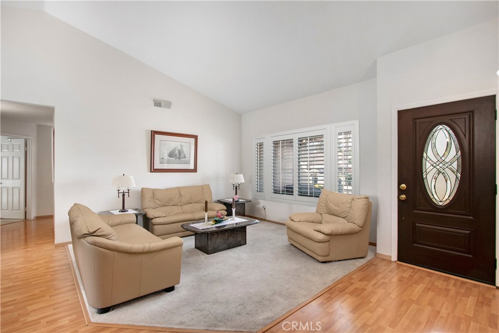 5238 Spring View Property Photo 10