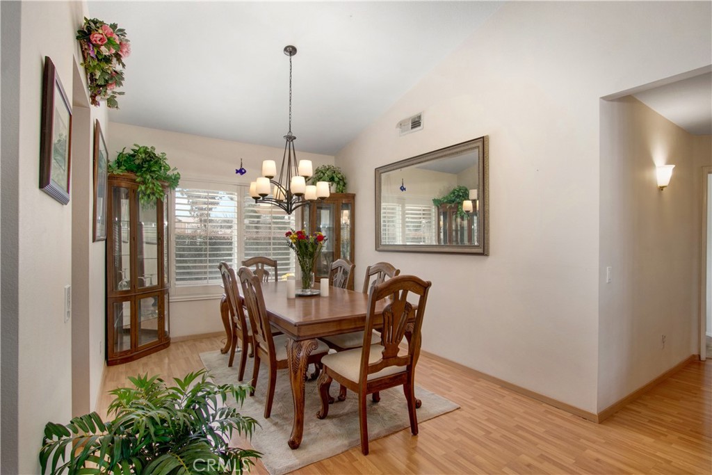 5238 Spring View Property Photo 13