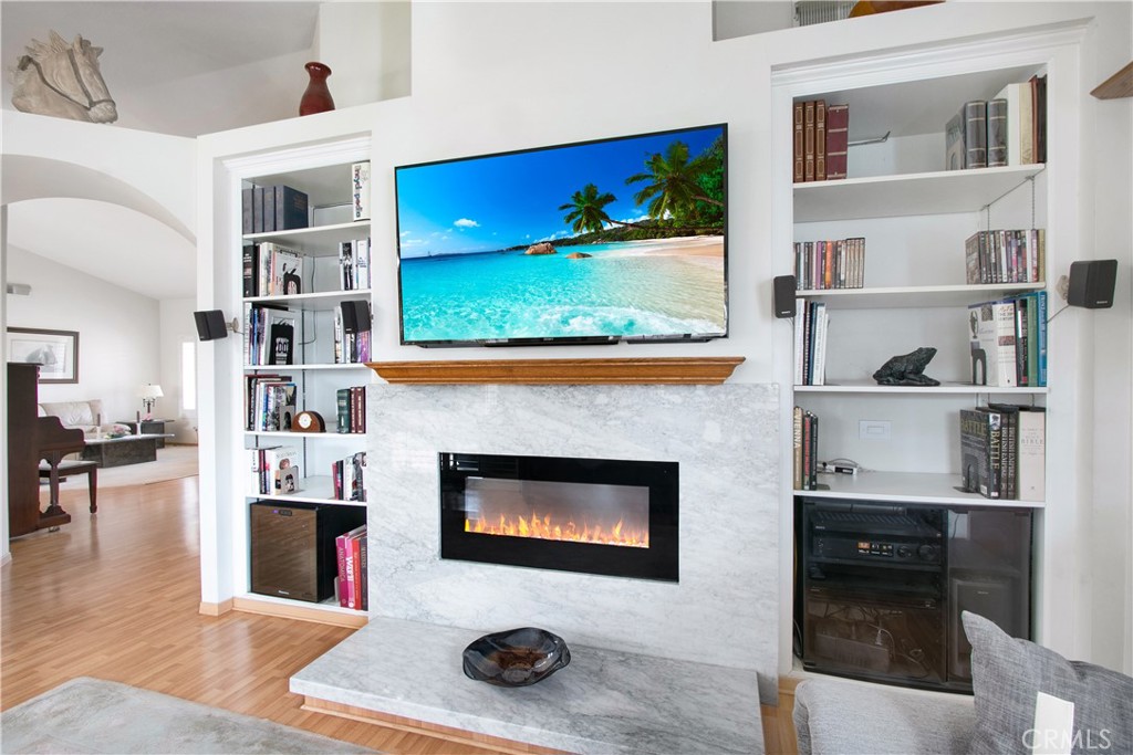5238 Spring View Property Photo 18