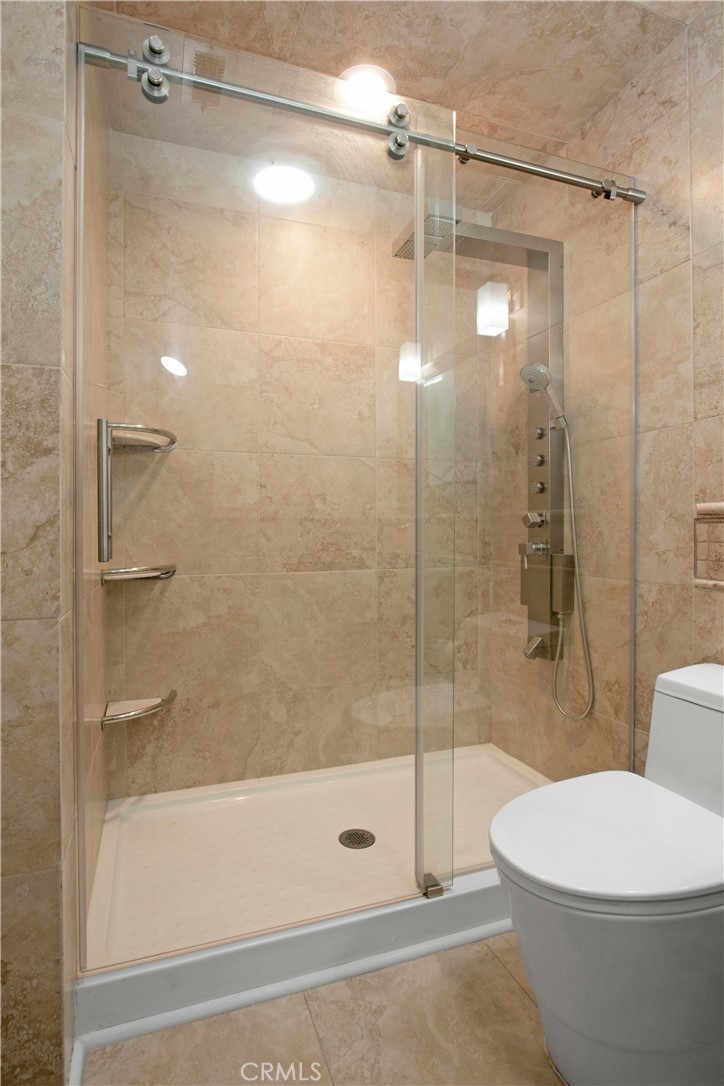 5238 Spring View Property Photo 30