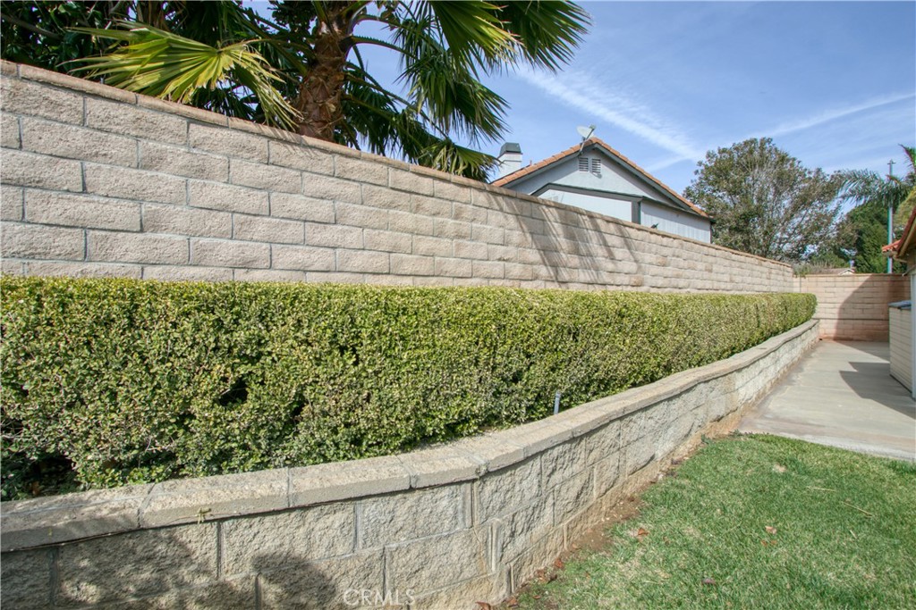 5238 Spring View Property Photo 37