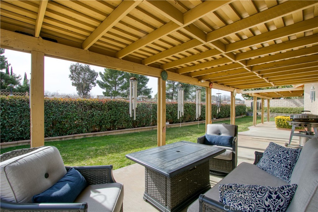 5238 Spring View Property Photo 43