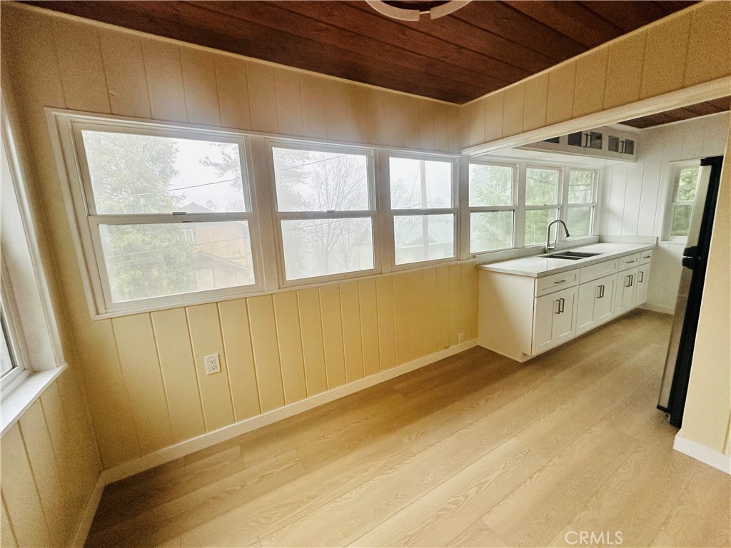 23083 Hemlock Lane B Property Photo 17