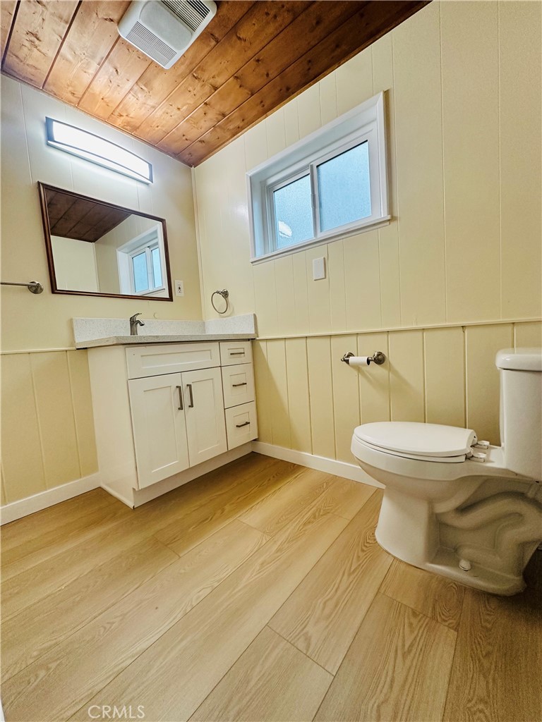 23083 Hemlock Lane B Property Photo 20