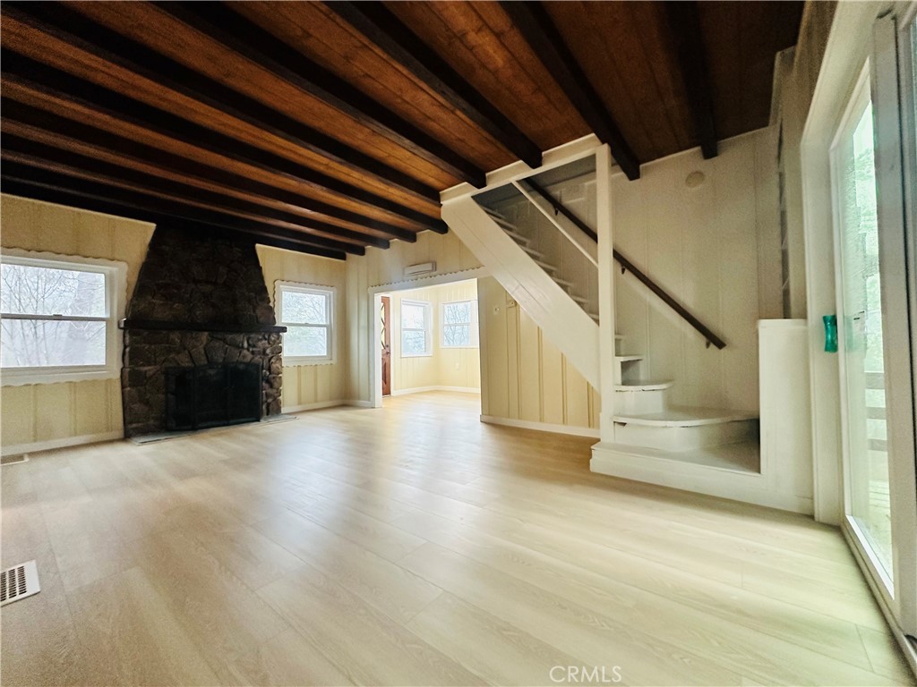 23083 Hemlock Lane B Property Photo 24