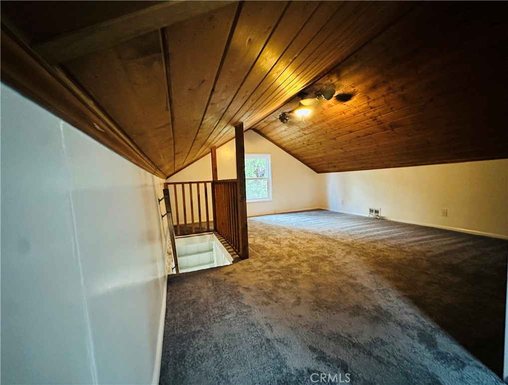 23083 Hemlock Lane B Property Photo 29